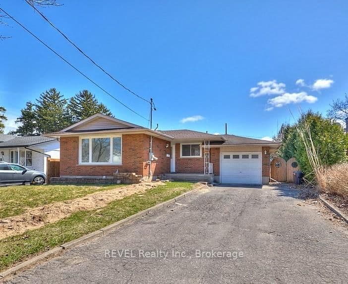 Lower Level at 152 Parnell Street, St. Catharines, ON - Photo 1 - RE/MAX Garden City Realty