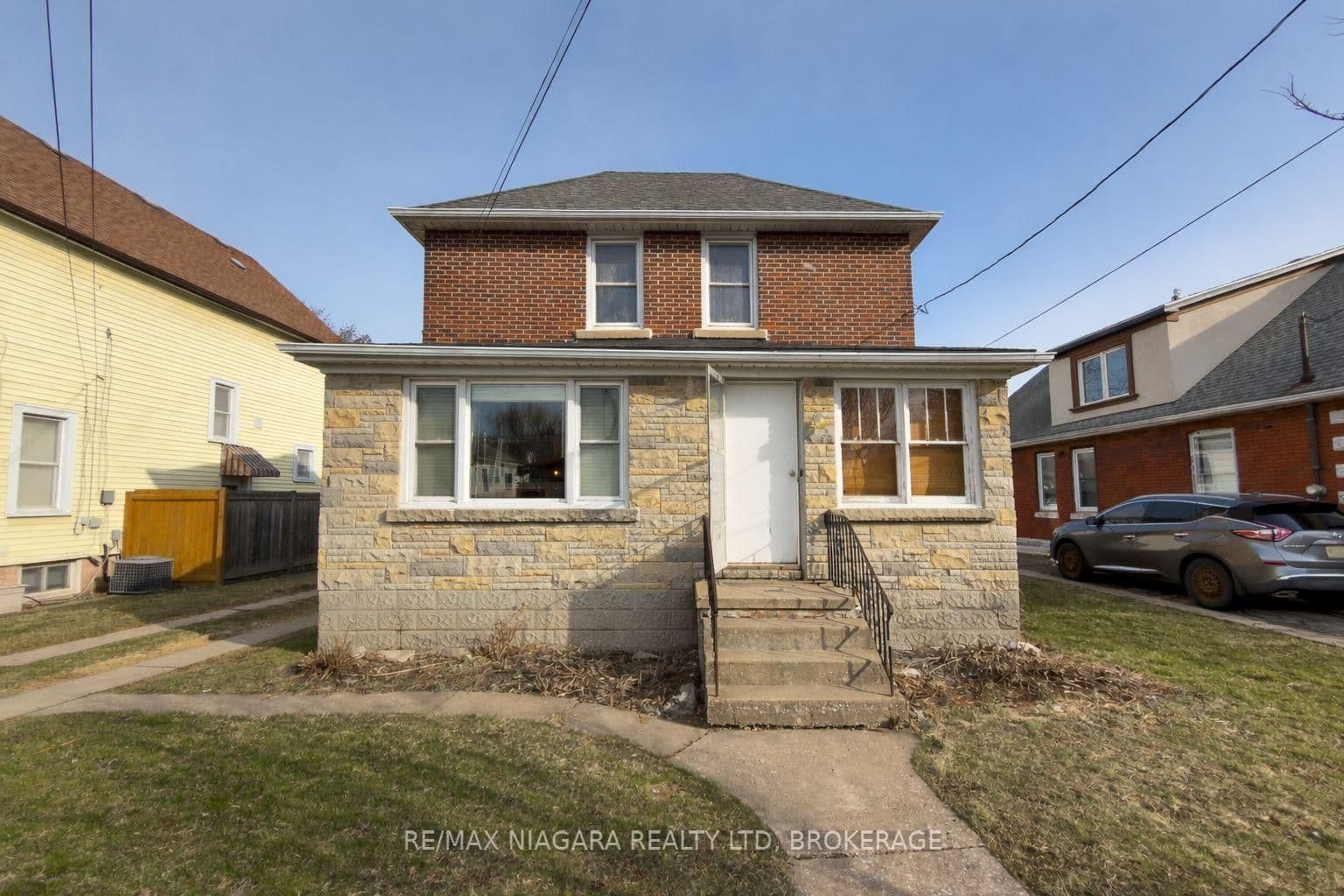 Detached at 268 Emerick Avenue, Fort Erie, ON - Photo 1 - RE/MAX Garden City Realty