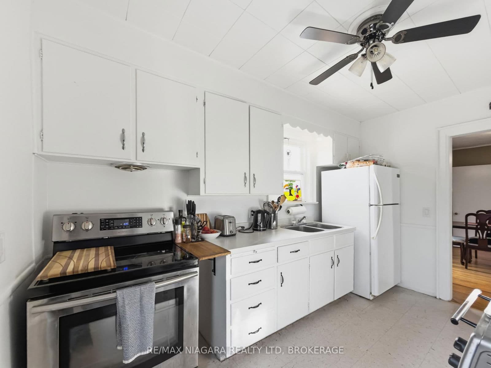 Detached at 268 Emerick Avenue, Fort Erie, ON - Photo 17 - RE/MAX Garden City Realty