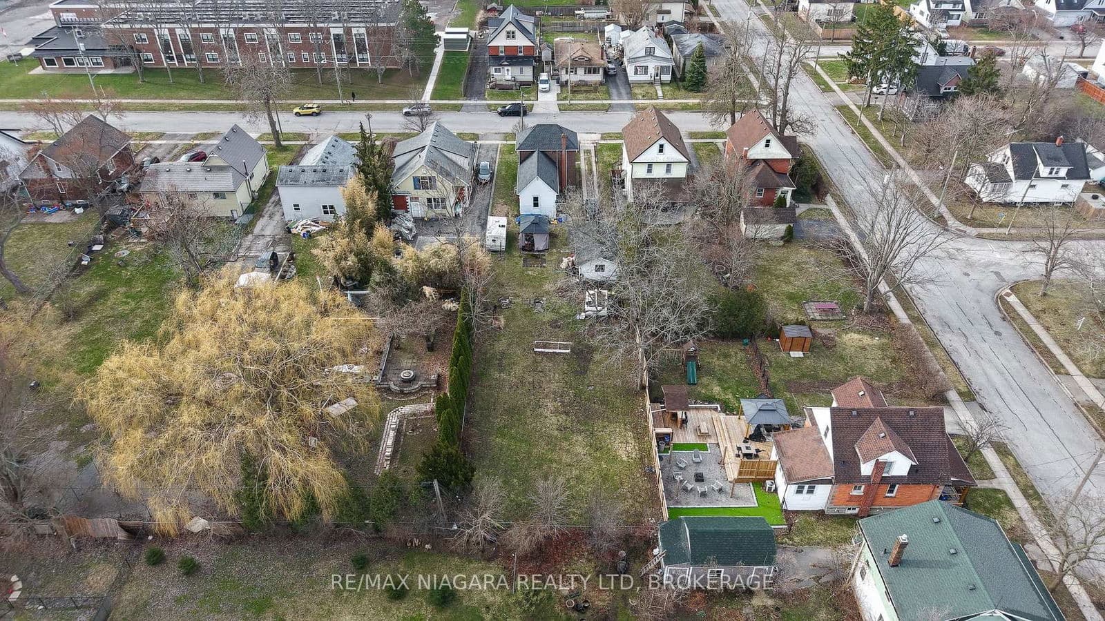 Detached at 268 Emerick Avenue, Fort Erie, ON - Photo 37 - RE/MAX Garden City Realty