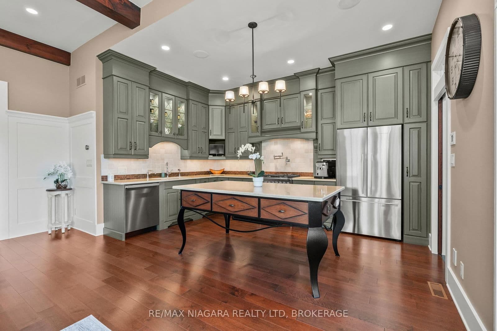 Att/Row/Townhouse at 13 COLONEL COHOE Street, Niagara-on-the-Lake, ON - Photo 12 - RE/MAX Garden City Realty