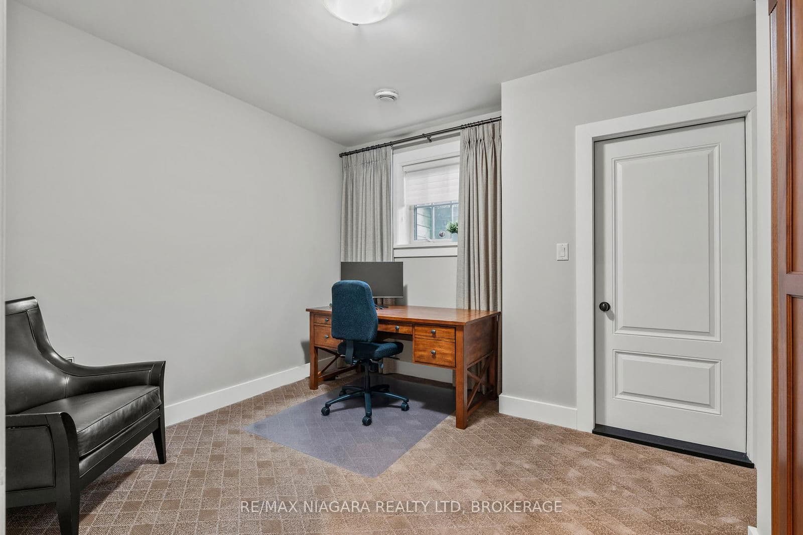 Att/Row/Townhouse at 13 COLONEL COHOE Street, Niagara-on-the-Lake, ON - Photo 31 - RE/MAX Garden City Realty