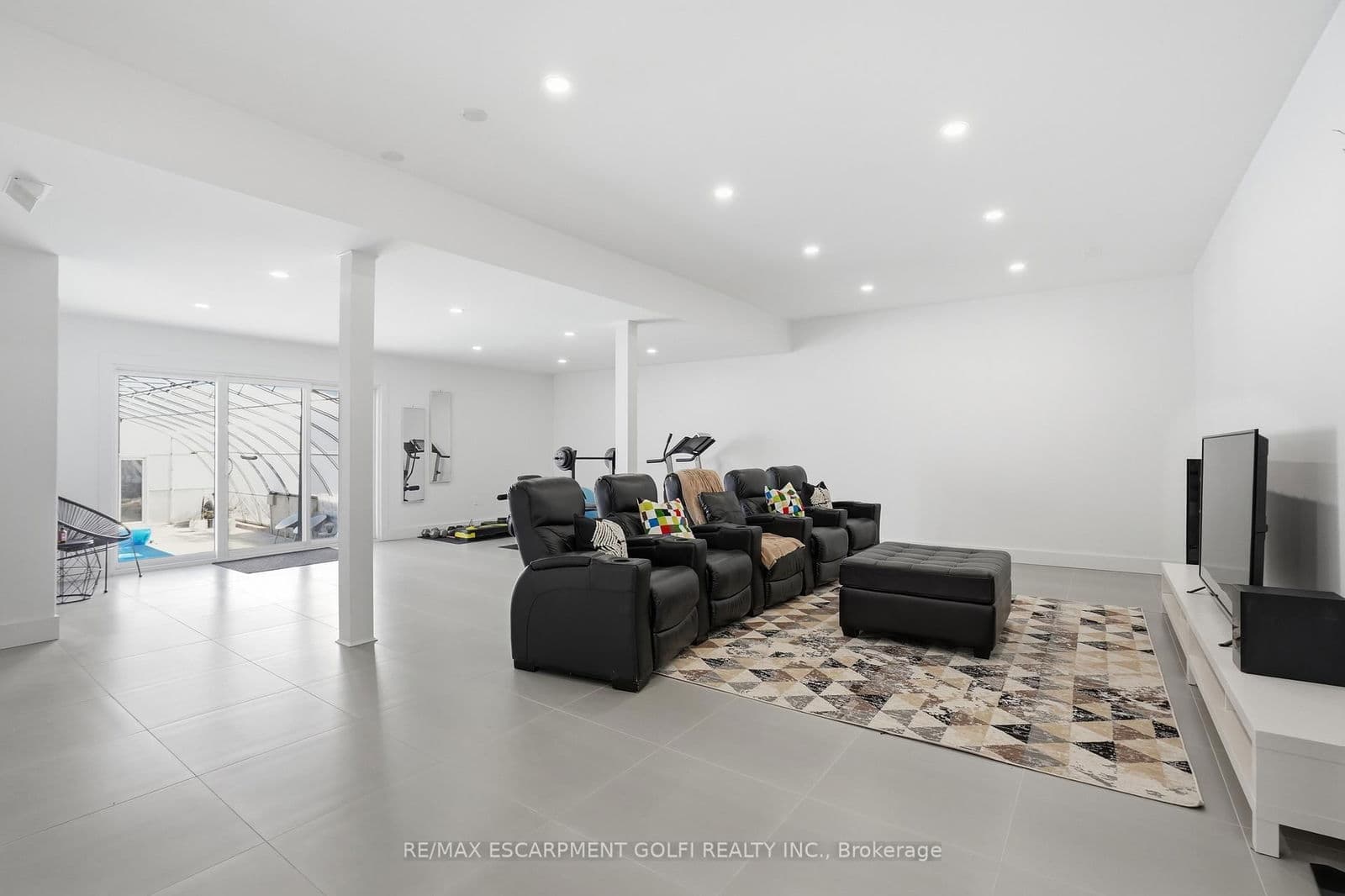 Detached at 296 Ridge Road, Grimsby, ON - Photo 37 - RE/MAX Garden City Realty