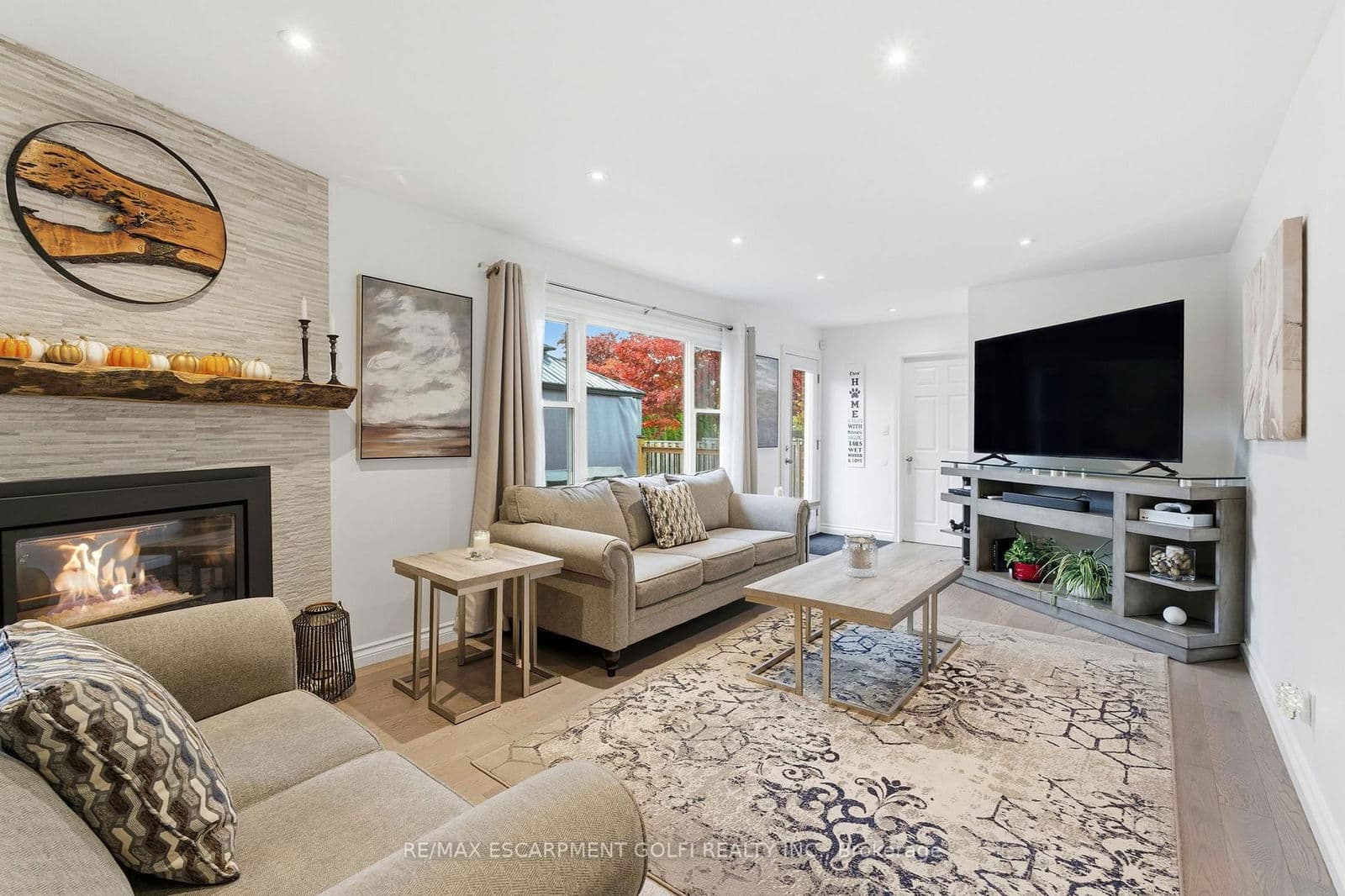 Detached at 7 Kenmore Crescent, St. Catharines, ON - Photo 12 - RE/MAX Garden City Realty