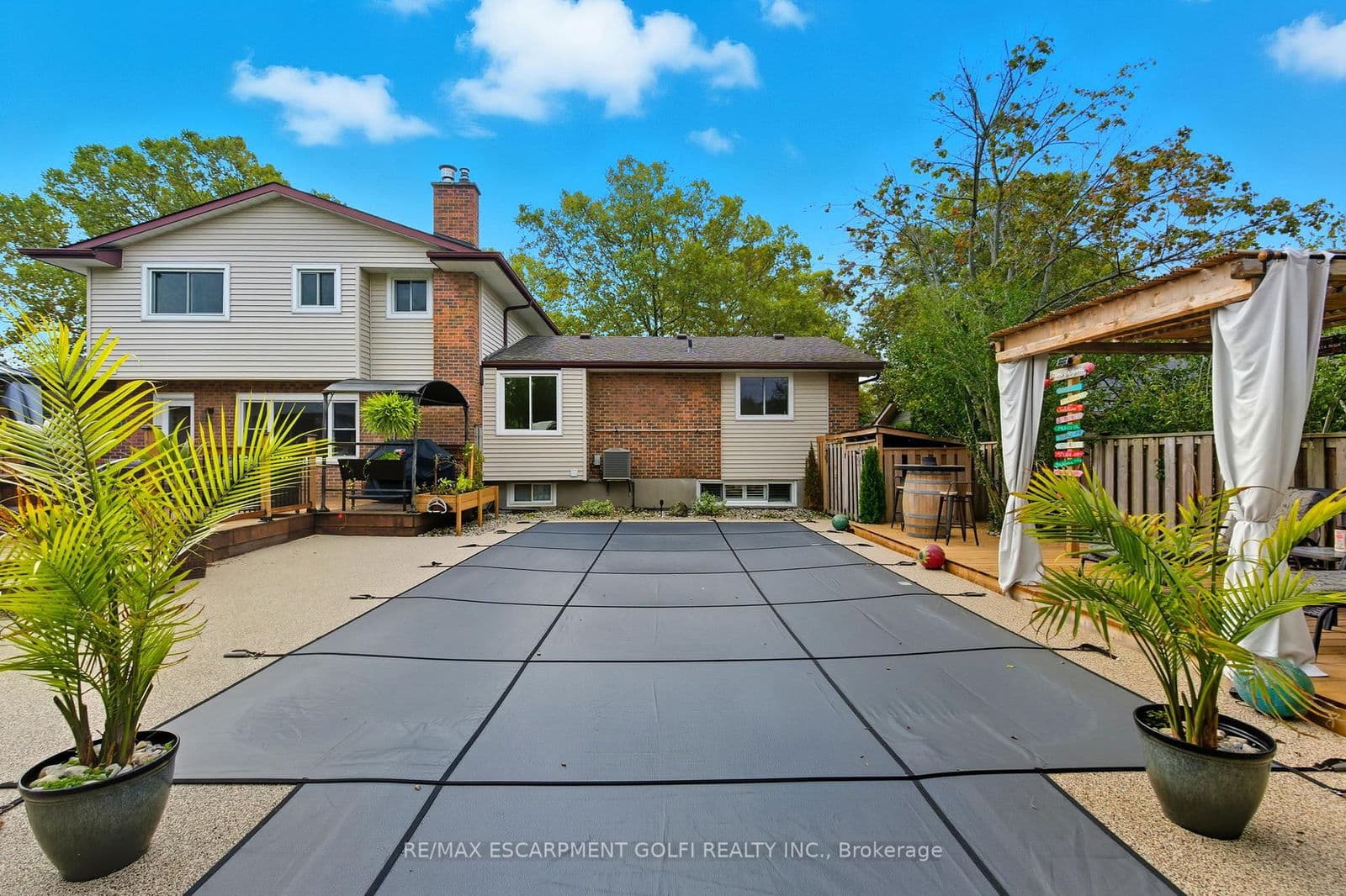 Detached at 7 Kenmore Crescent, St. Catharines, ON - Photo 34 - RE/MAX Garden City Realty