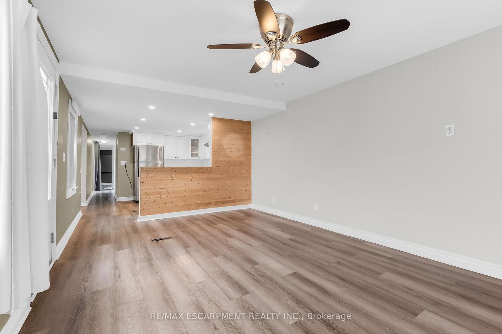 MobileTrailer at 4417 Timothy Lane, Lincoln, ON - Photo 7 - RE/MAX Garden City Realty