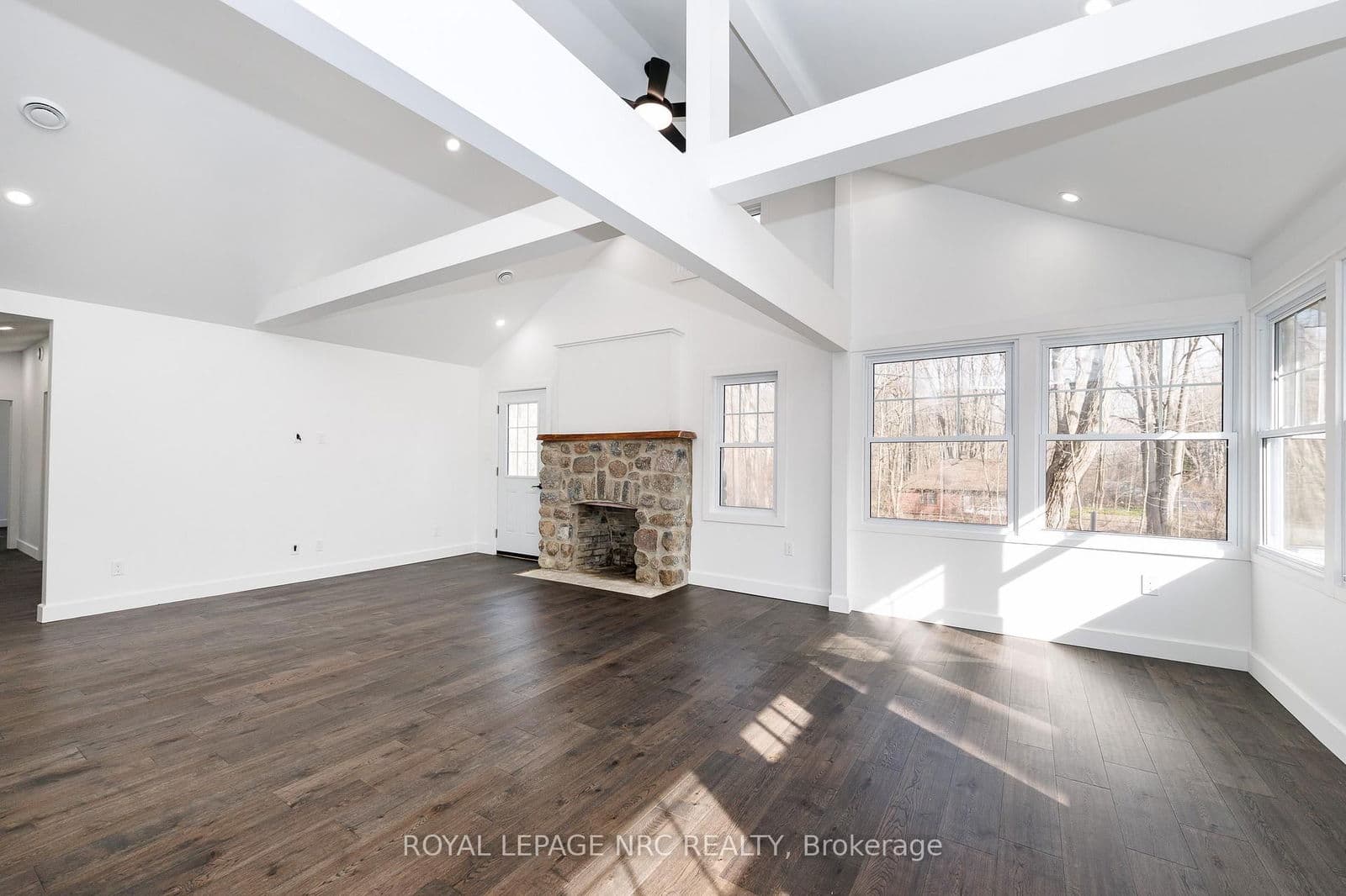 Detached at 212 Holloway Bay Road, Port Colborne, ON - Photo 10 - RE/MAX Garden City Realty