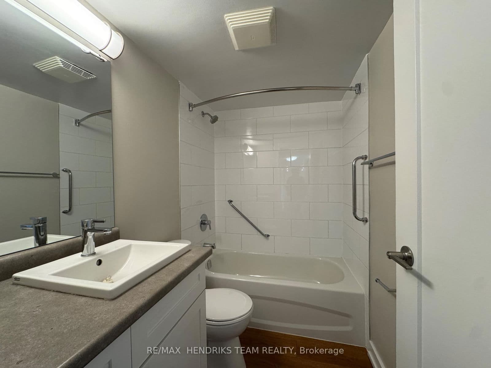 Condo Apartment at 127- 5611 Valley Way, Niagara Falls, ON - Photo 15 - RE/MAX Garden City Realty