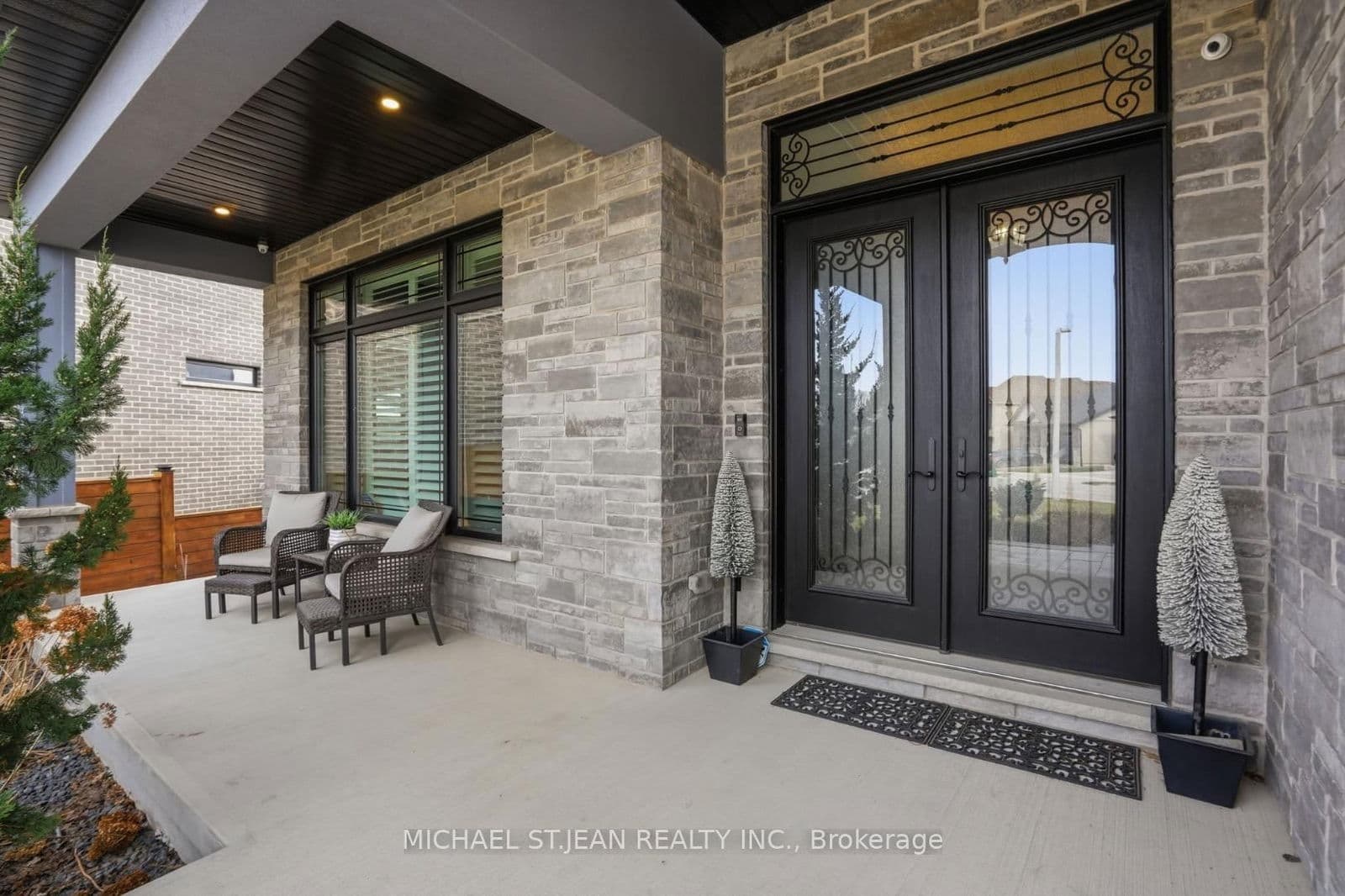 Detached at 119 Willowbrook Drive, Welland, ON - Photo 4 - RE/MAX Garden City Realty