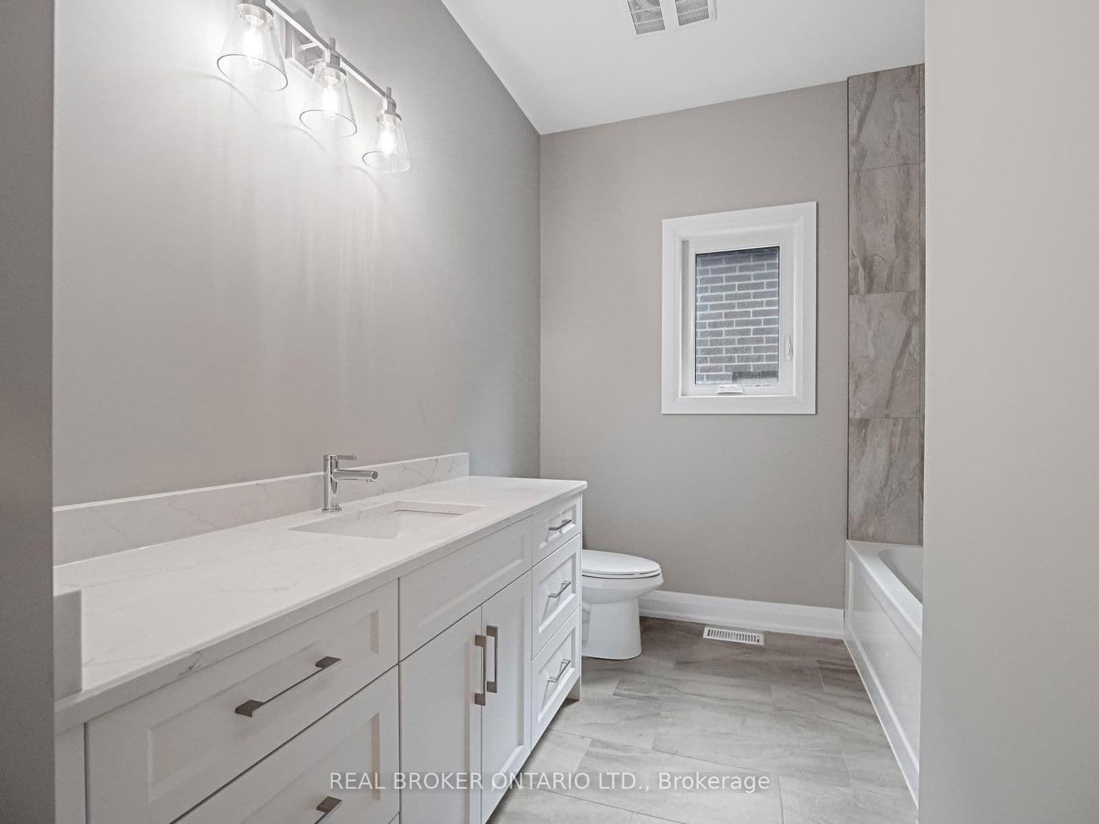 Detached at 149 Willowbrook Drive, Welland, ON - Photo 6 - RE/MAX Garden City Realty