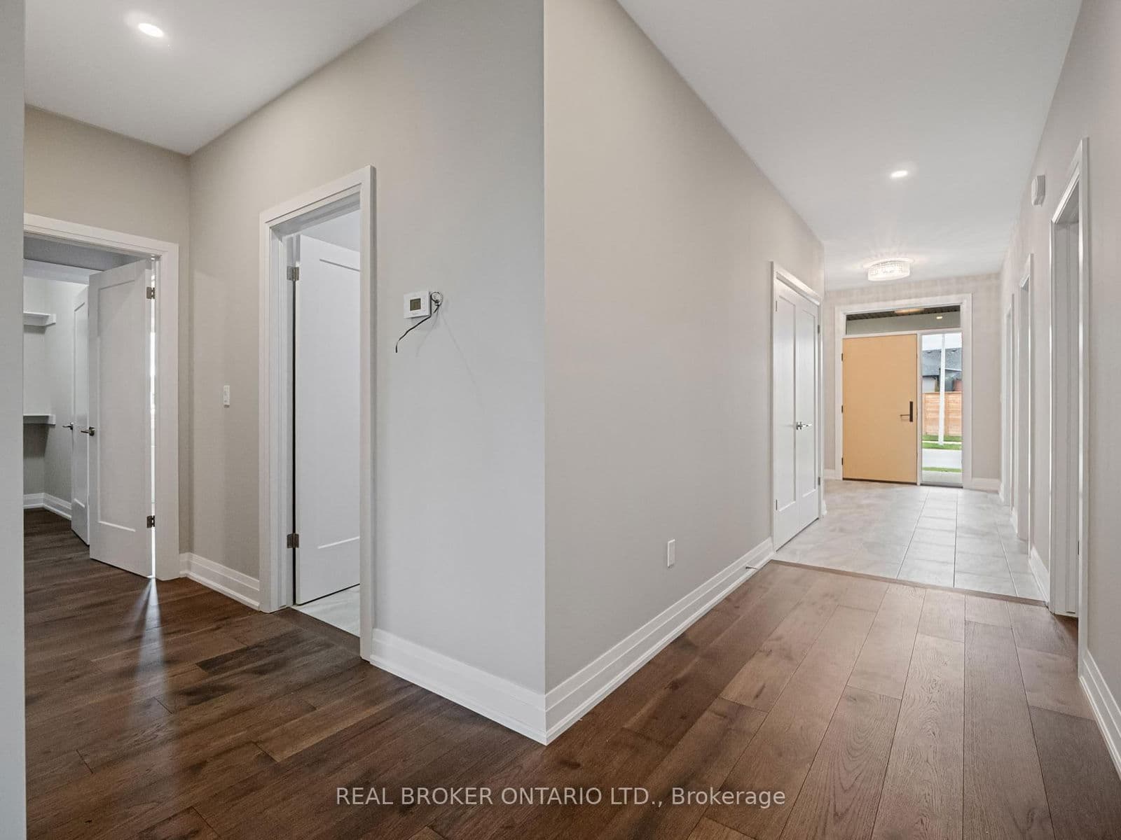 Detached at 149 Willowbrook Drive, Welland, ON - Photo 8 - RE/MAX Garden City Realty