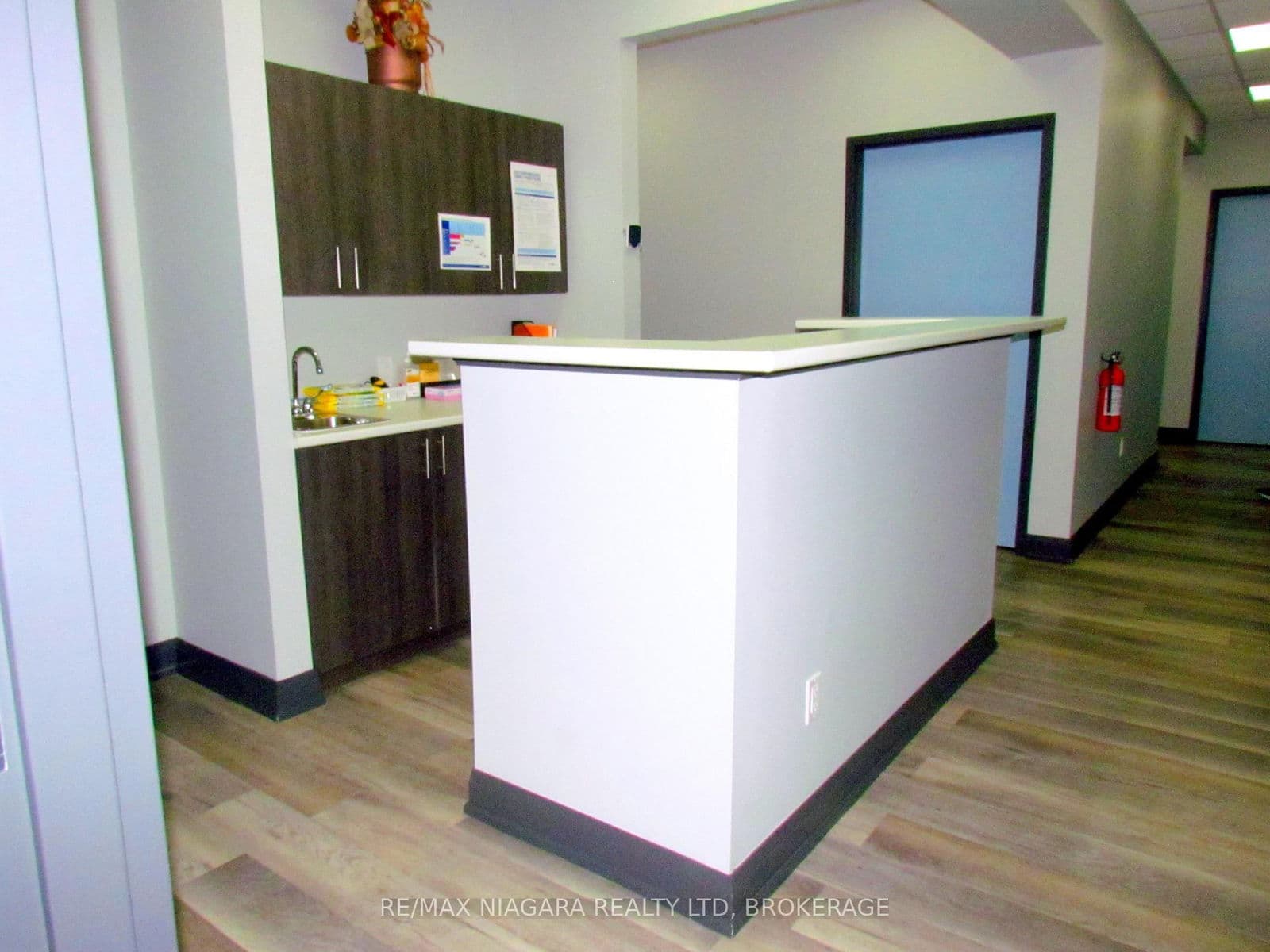 Office at 4374 DRUMMOND Road, Niagara Falls, ON - Photo 10 - RE/MAX Garden City Realty