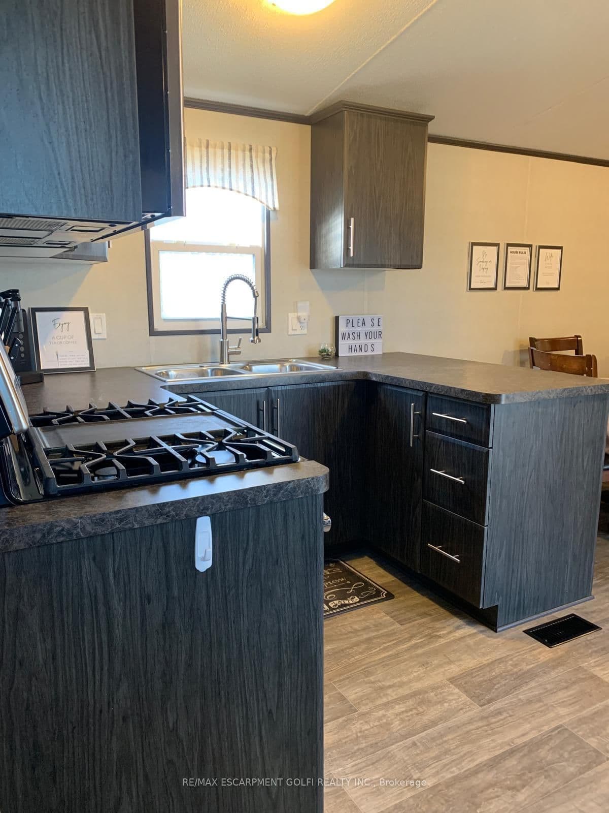 MobileTrailer at 502- 1501 Line 8 Road, Niagara-on-the-Lake, ON - Photo 3 - RE/MAX Garden City Realty