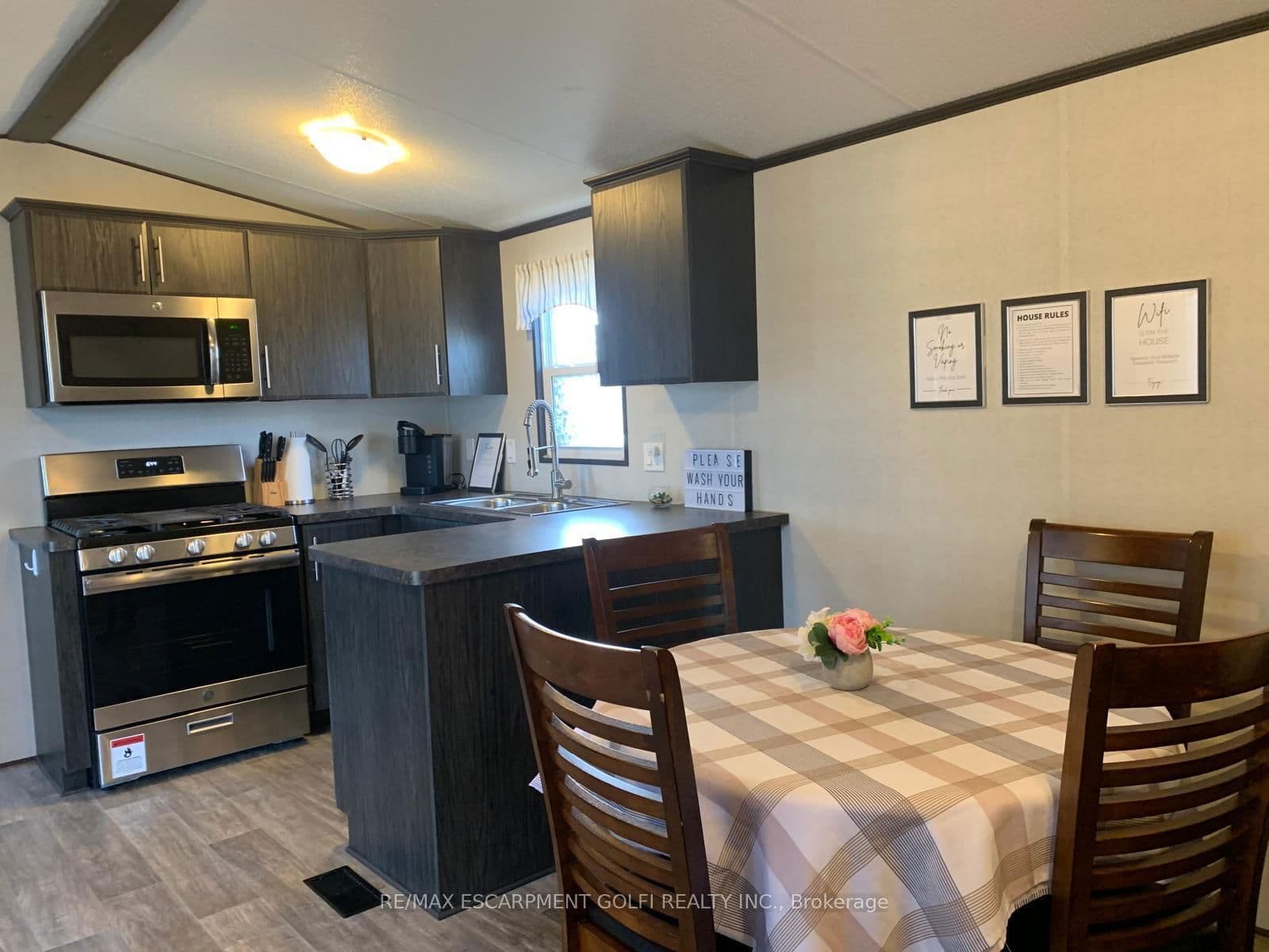 MobileTrailer at 502- 1501 Line 8 Road, Niagara-on-the-Lake, ON - Photo 8 - RE/MAX Garden City Realty