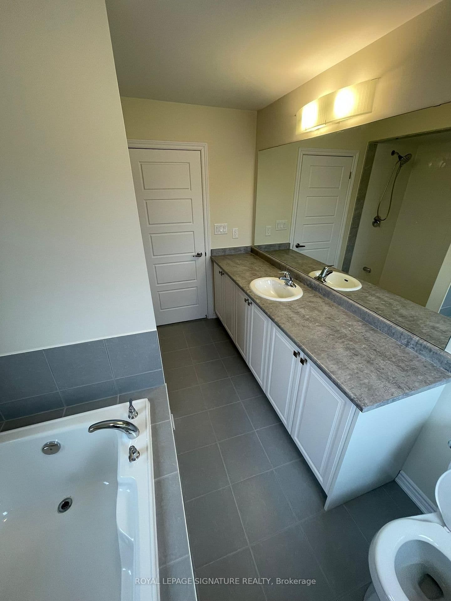 Detached at 25 Buttercream Avenue, Thorold, ON - Photo 12 - RE/MAX Garden City Realty