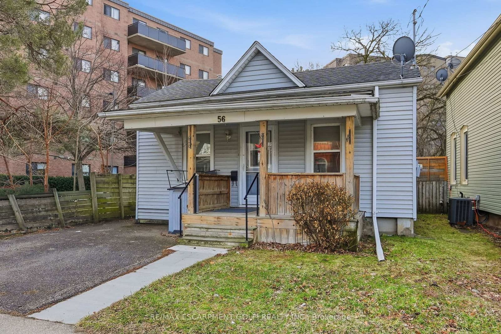 Detached at 56 Welland Avenue, St. Catharines, ON - Photo 2 - RE/MAX Garden City Realty