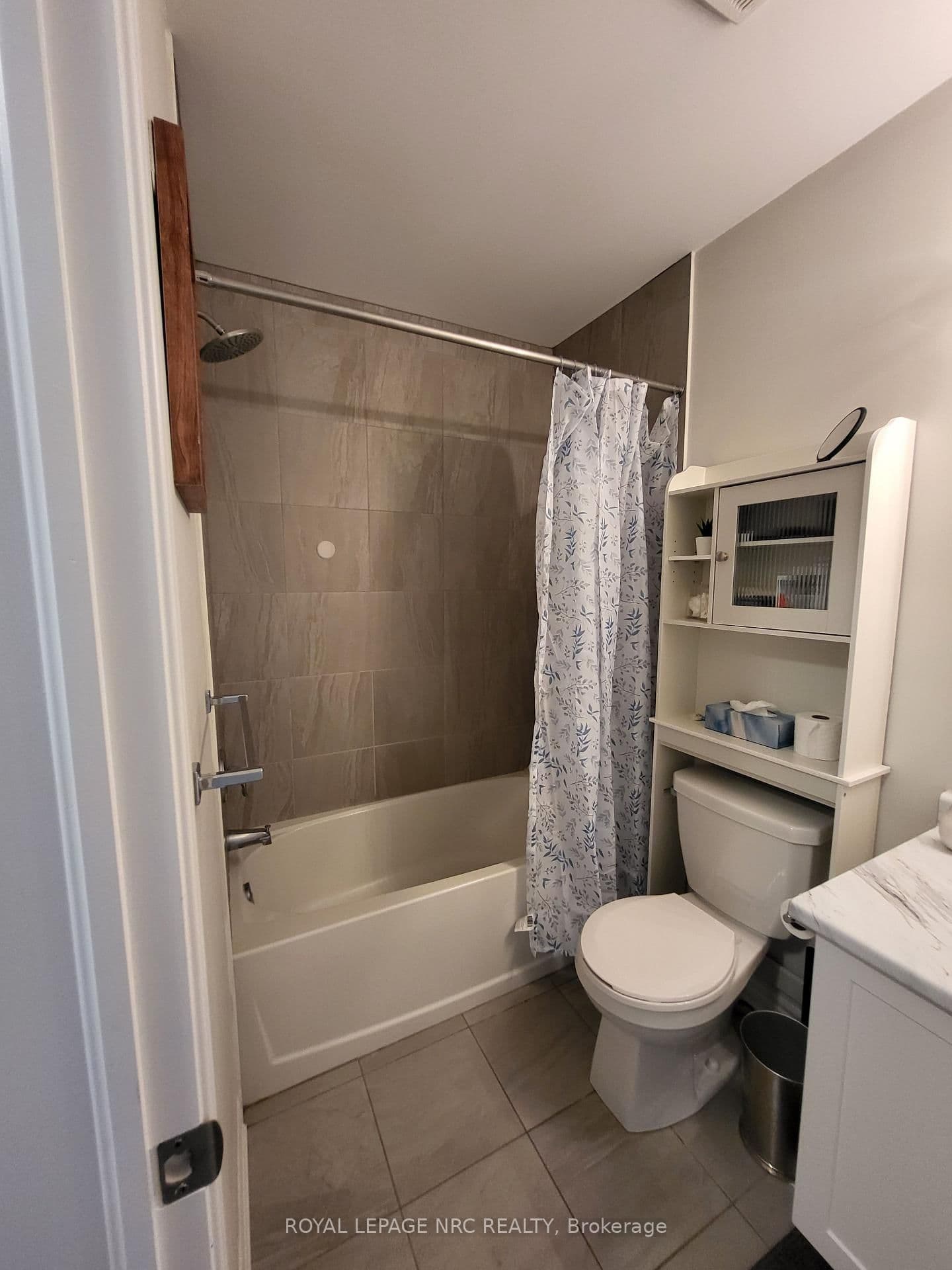 Condo Townhouse at 12- 5014 Serena Drive, Lincoln, ON - Photo 16 - RE/MAX Garden City Realty