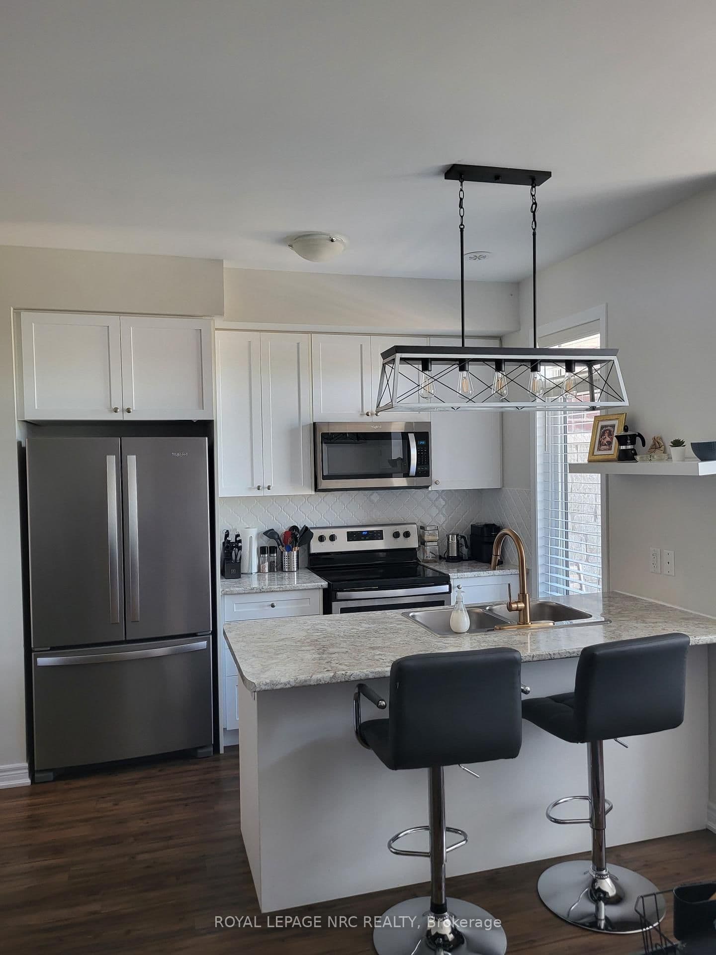 Condo Townhouse at 12- 5014 Serena Drive, Lincoln, ON - Photo 3 - RE/MAX Garden City Realty