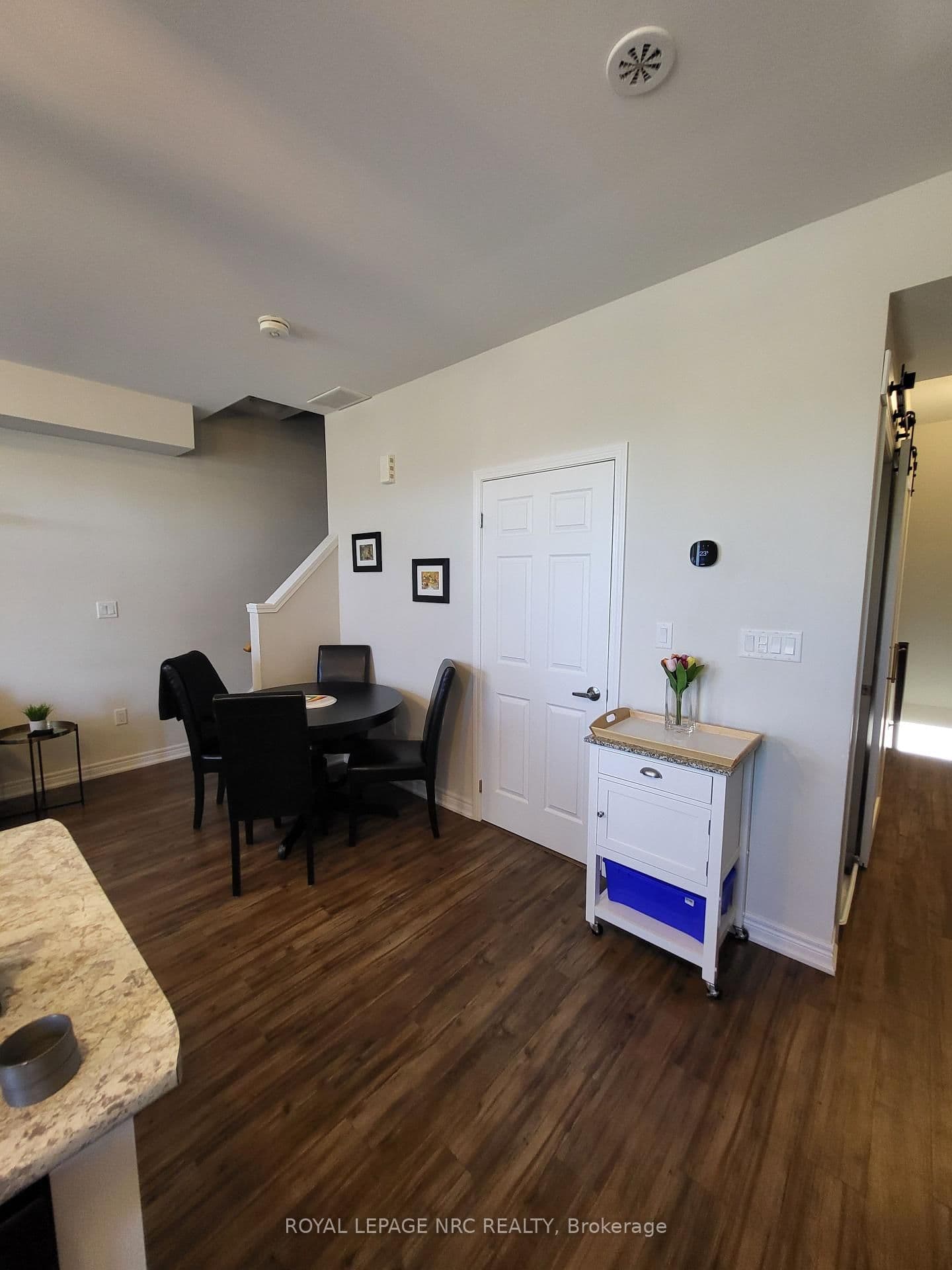 Condo Townhouse at 12- 5014 Serena Drive, Lincoln, ON - Photo 6 - RE/MAX Garden City Realty