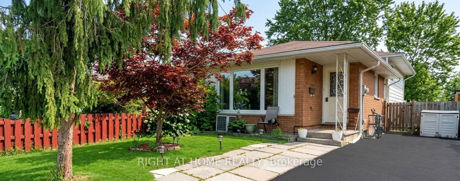 Semi-Detached at 14 Canterbury Drive, St. Catharines, ON - Photo 1 - RE/MAX Garden City Realty