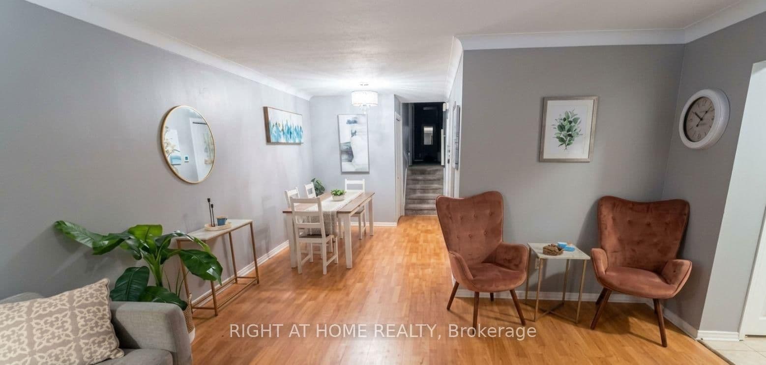 Semi-Detached at 14 Canterbury Drive, St. Catharines, ON - Photo 3 - RE/MAX Garden City Realty