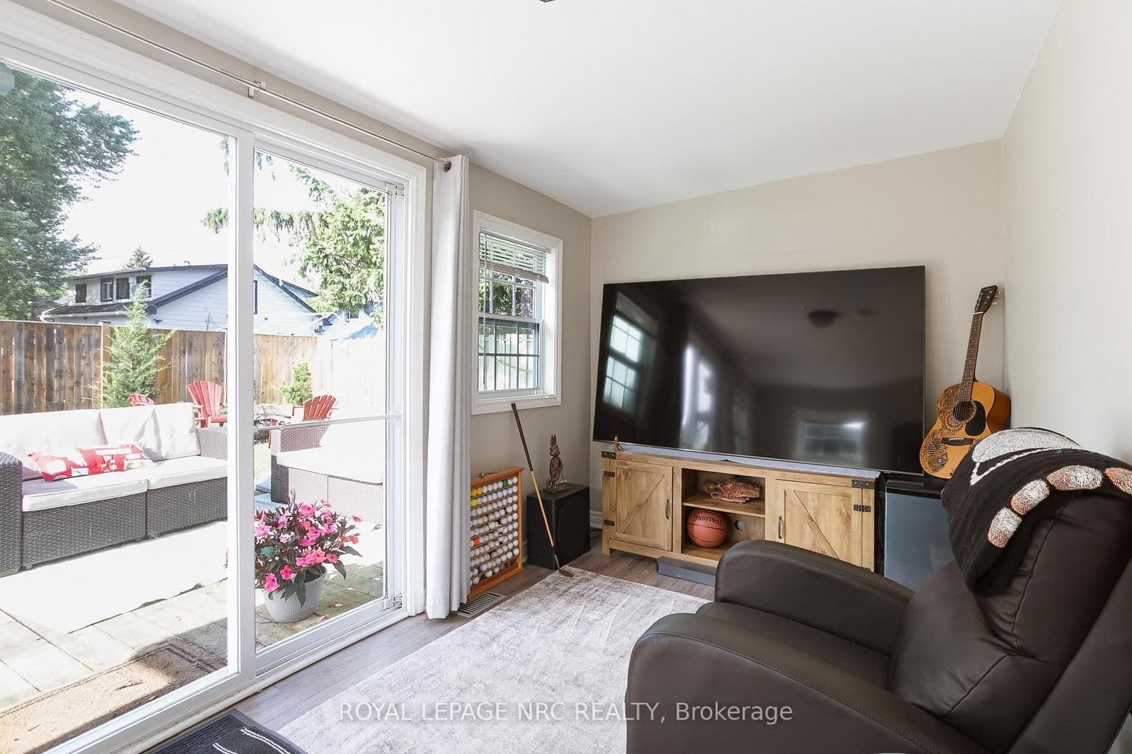 Detached at 98 Haun Road, Fort Erie, ON - Photo 11 - RE/MAX Garden City Realty