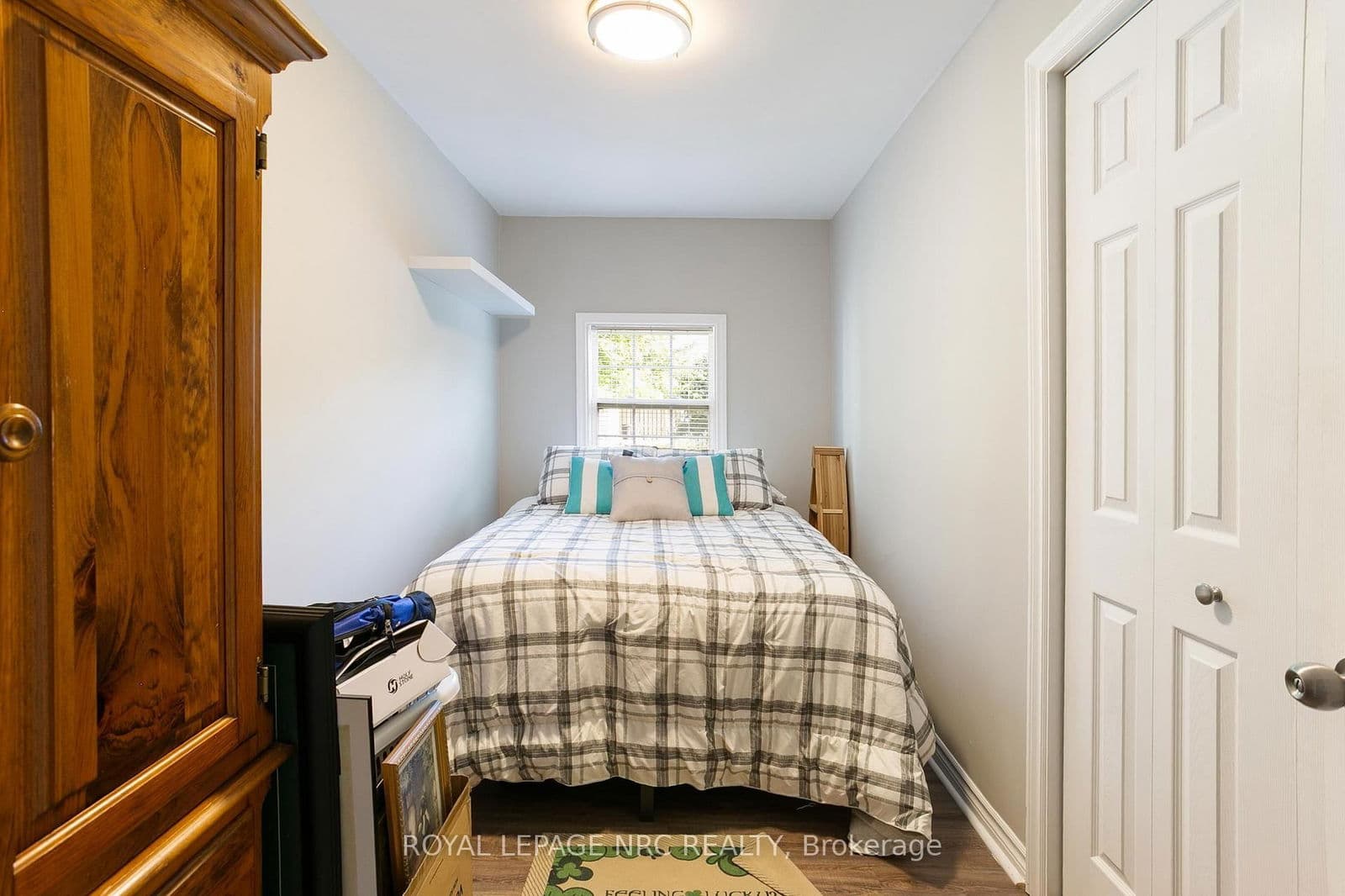 Detached at 98 Haun Road, Fort Erie, ON - Photo 12 - RE/MAX Garden City Realty