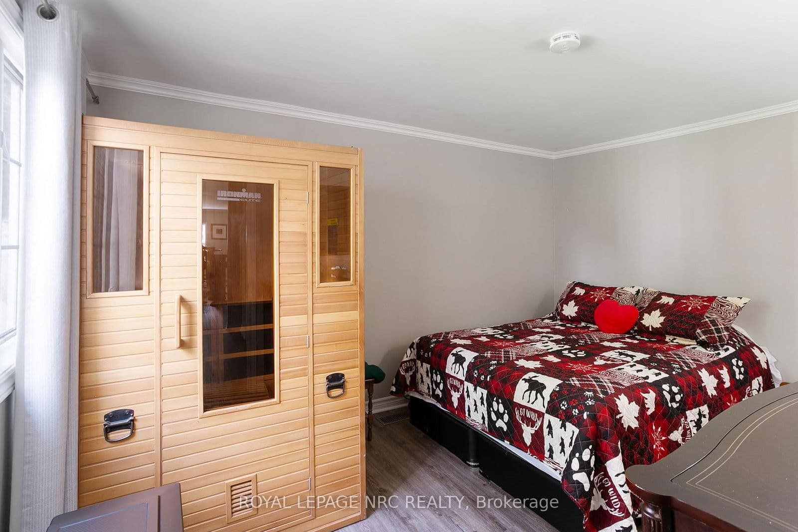 Detached at 98 Haun Road, Fort Erie, ON - Photo 13 - RE/MAX Garden City Realty