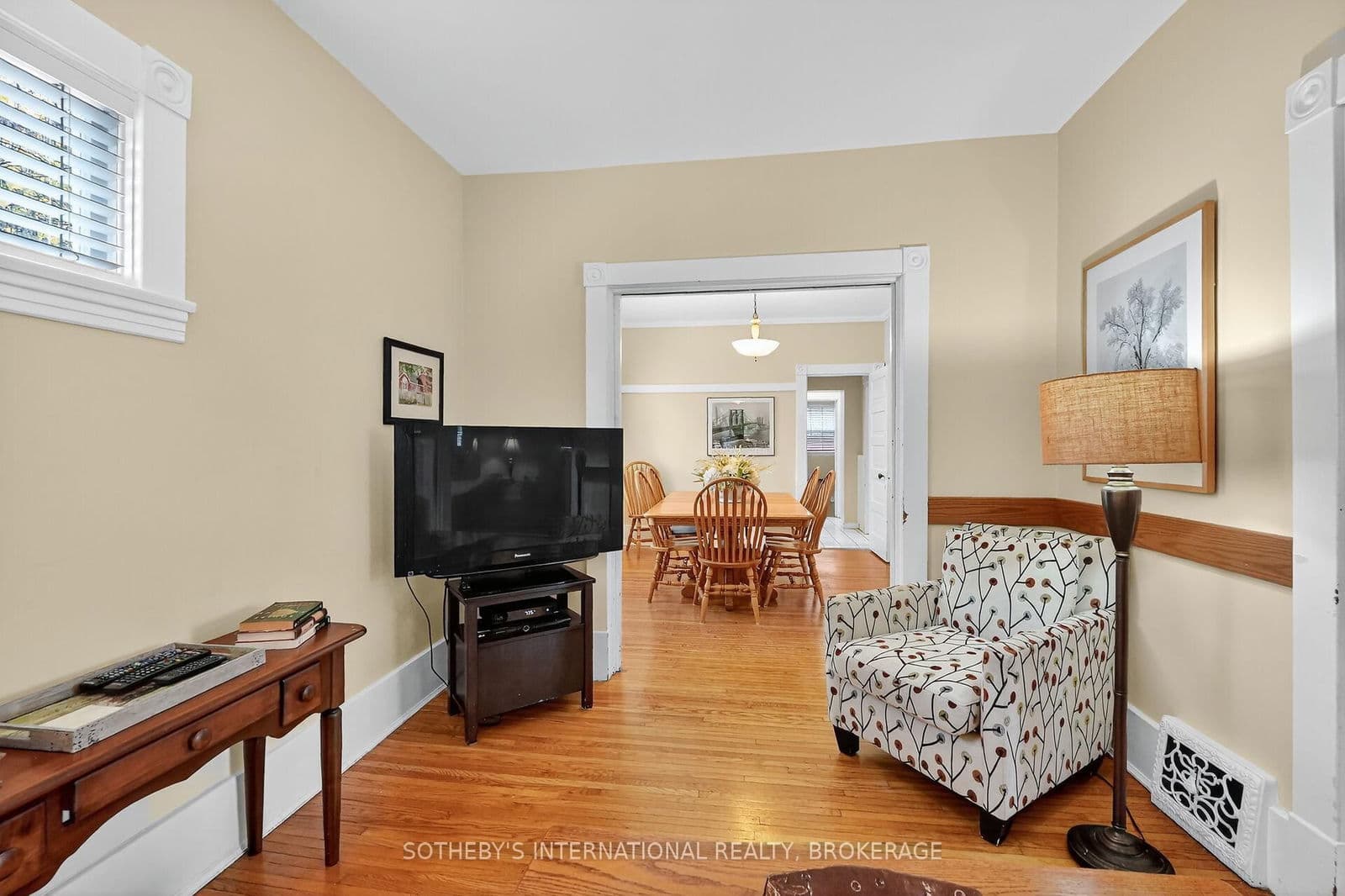 Detached at 54 Platoff Street, Niagara-on-the-Lake, ON - Photo 6 - RE/MAX Garden City Realty