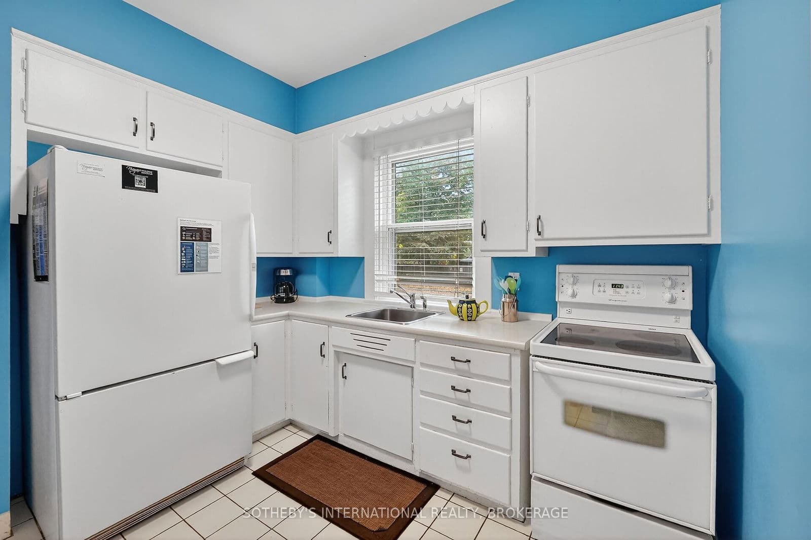 Detached at 54 Platoff Street, Niagara-on-the-Lake, ON - Photo 9 - RE/MAX Garden City Realty