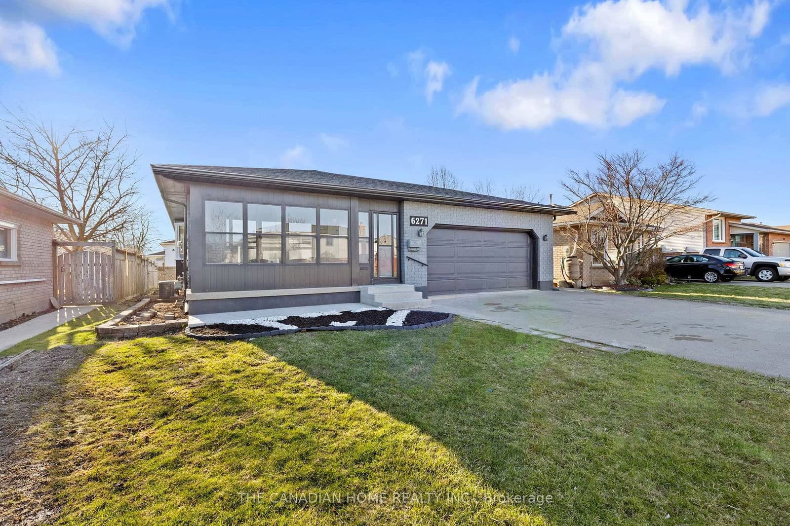 Detached at 6271 Sherri Avenue, Niagara Falls, ON - Photo 2 - RE/MAX Garden City Realty