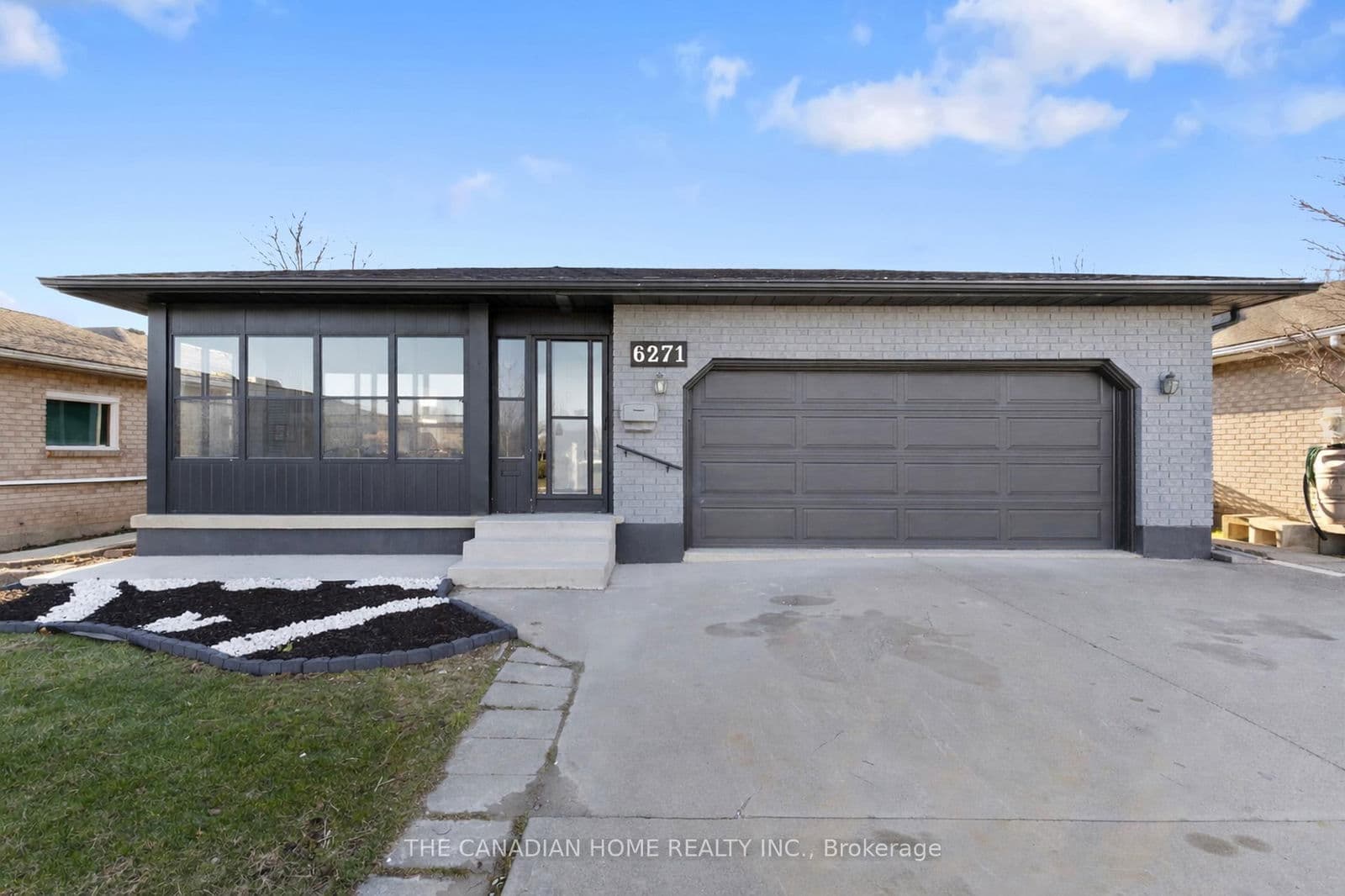 Detached at 6271 Sherri Avenue, Niagara Falls, ON - Photo 3 - RE/MAX Garden City Realty