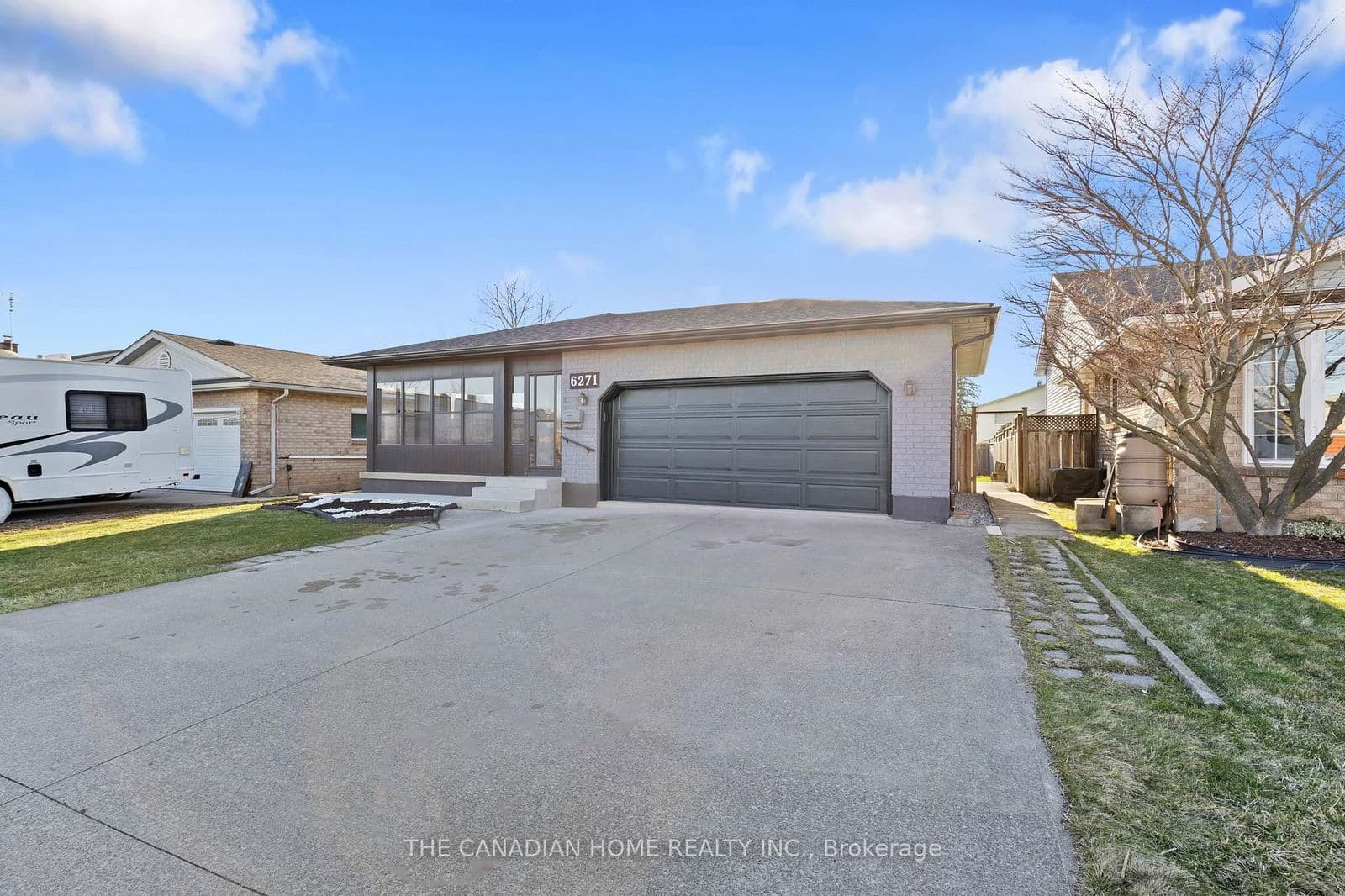 Detached at 6271 Sherri Avenue, Niagara Falls, ON - Photo 6 - RE/MAX Garden City Realty
