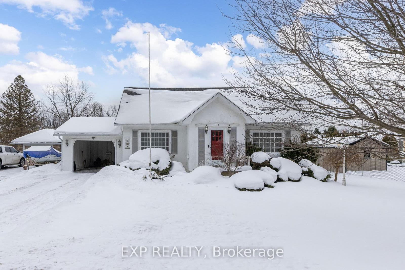 Detached at 412 South Pelham Road, Welland, ON - Photo 2 - RE/MAX Garden City Realty