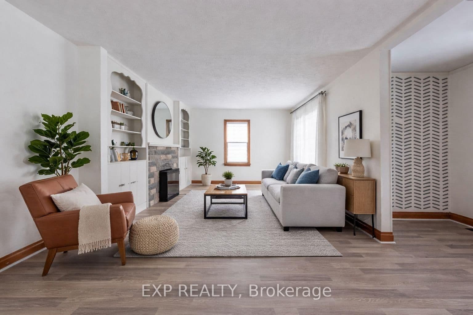 Detached at 412 South Pelham Road, Welland, ON - Photo 4 - RE/MAX Garden City Realty