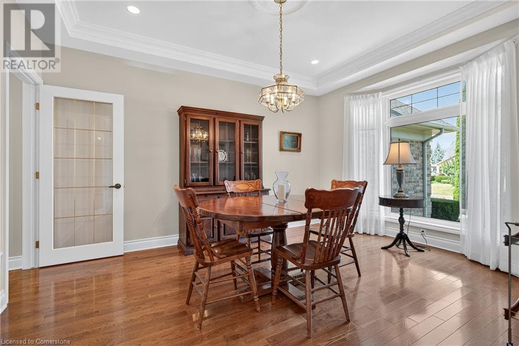 Single Family at 6786 CHRISTINE Court, Niagara Falls, Ontario - Photo 7 - RE/MAX Garden City Realty