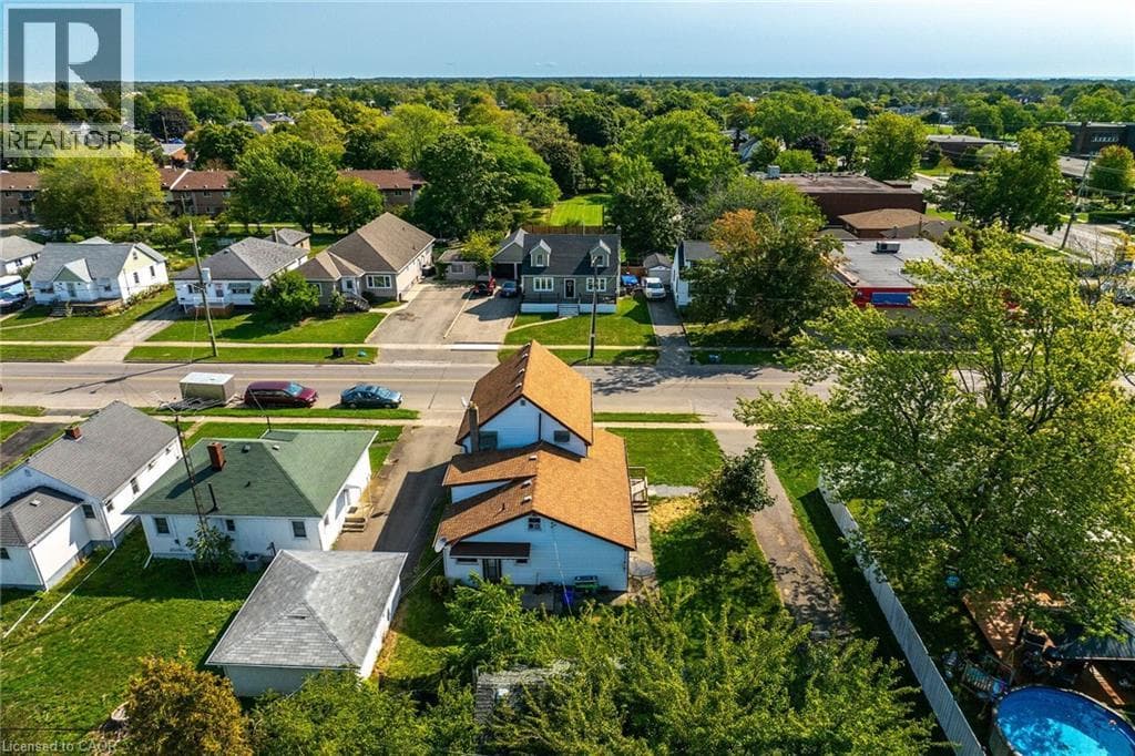 Multi-family at 526 STEELE Street, Port Colborne, Ontario - Photo 4 - RE/MAX Garden City Realty