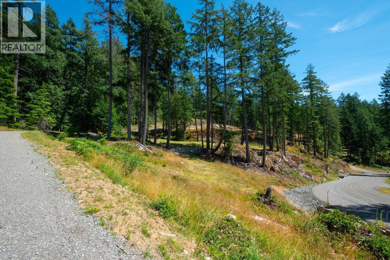 Vacant Land at Lot 6 INNISFREE Lane, Bowen Island, British Columbia - Photo 2 - RE/MAX Garden City Realty