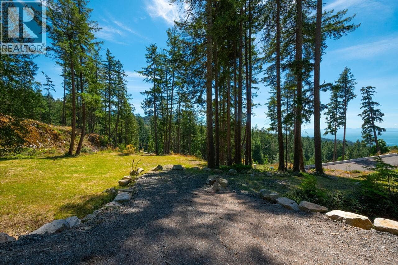 Vacant Land at Lot 6 INNISFREE Lane, Bowen Island, British Columbia - Photo 5 - RE/MAX Garden City Realty