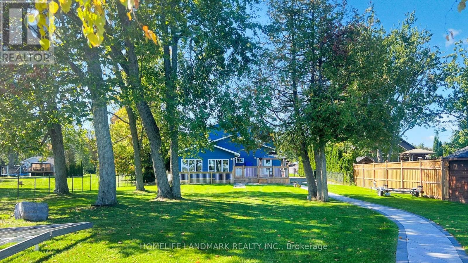 208 Lakeshore Drive
