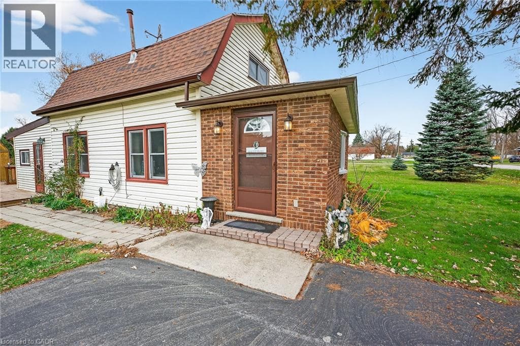 Single Family at 43290 PETTIT Road, Wainfleet, Ontario - Photo 3 - RE/MAX Garden City Realty