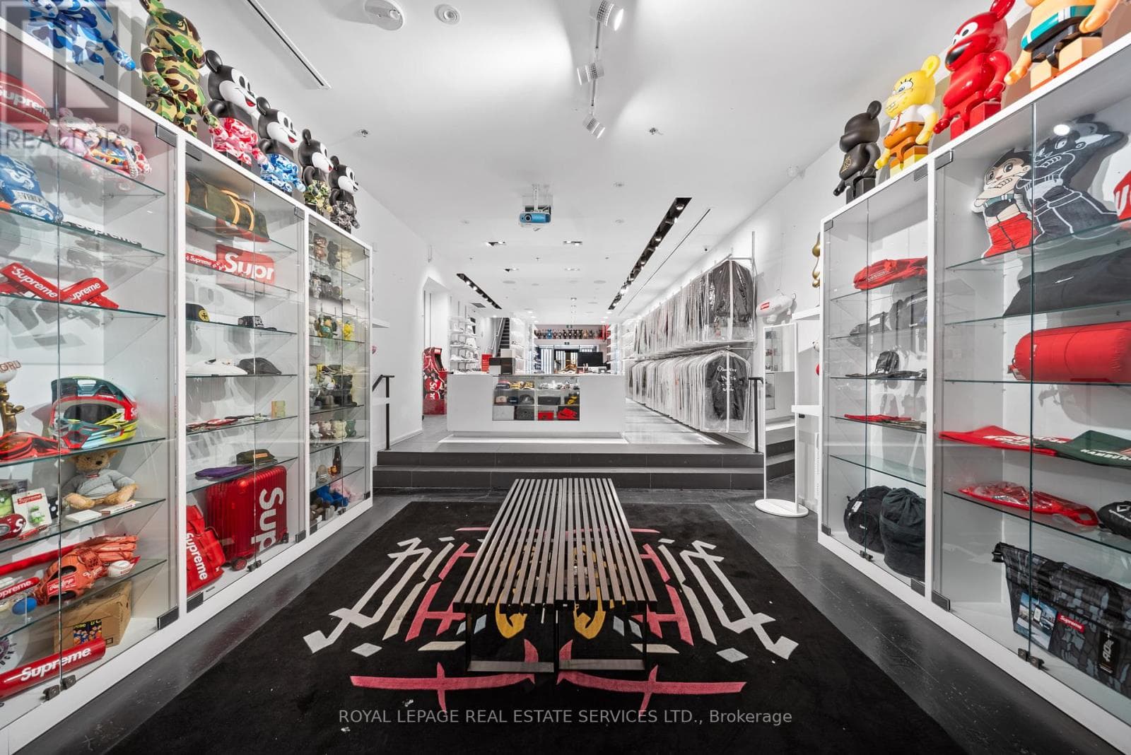 Retail at 273 Queen Street, Toronto (Waterfront Communities), Ontario - Photo 6 - RE/MAX Garden City Realty