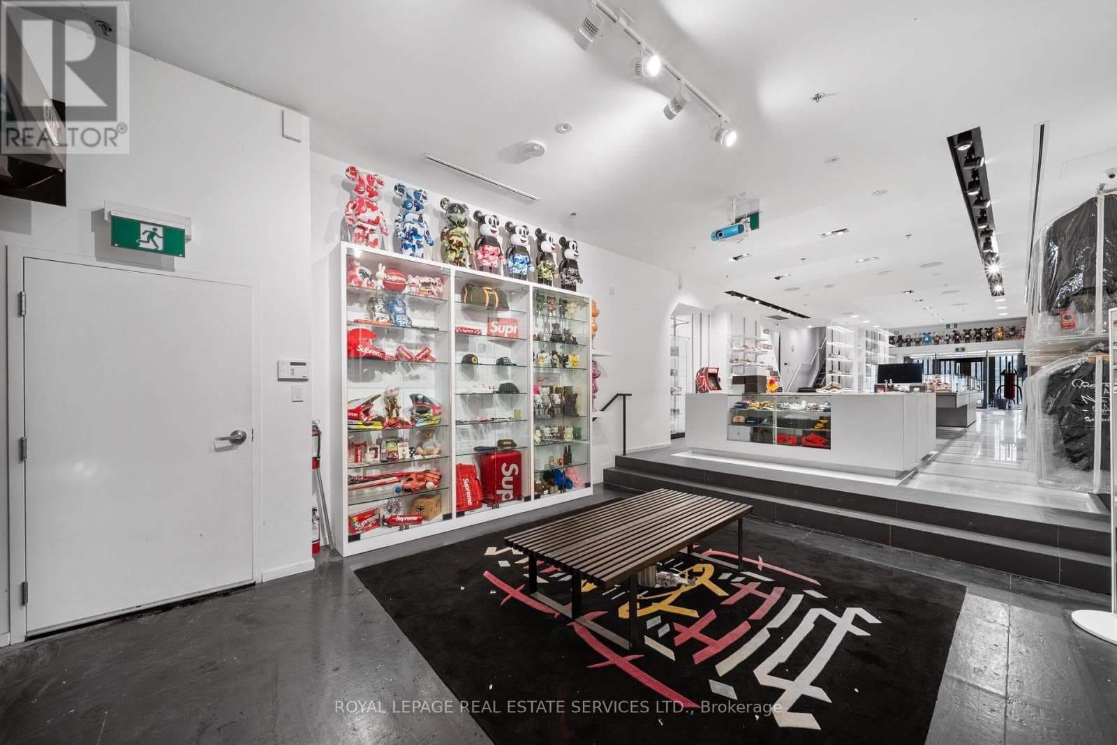 Retail at 273 Queen Street, Toronto (Waterfront Communities), Ontario - Photo 7 - RE/MAX Garden City Realty