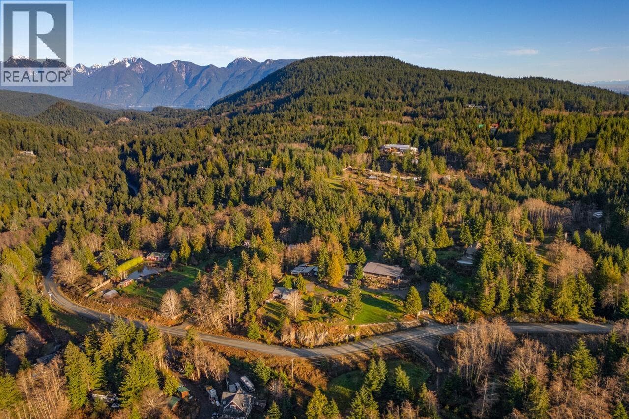 Single Family at 465 SUNSET Road, Bowen Island, British Columbia - Photo 2 - RE/MAX Garden City Realty