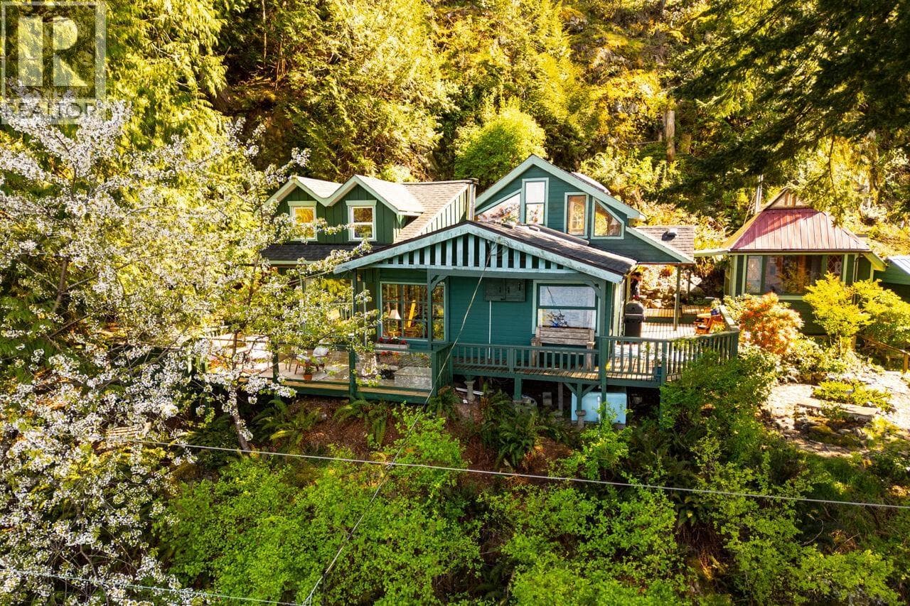 1587 MOUNT GARDNER Road