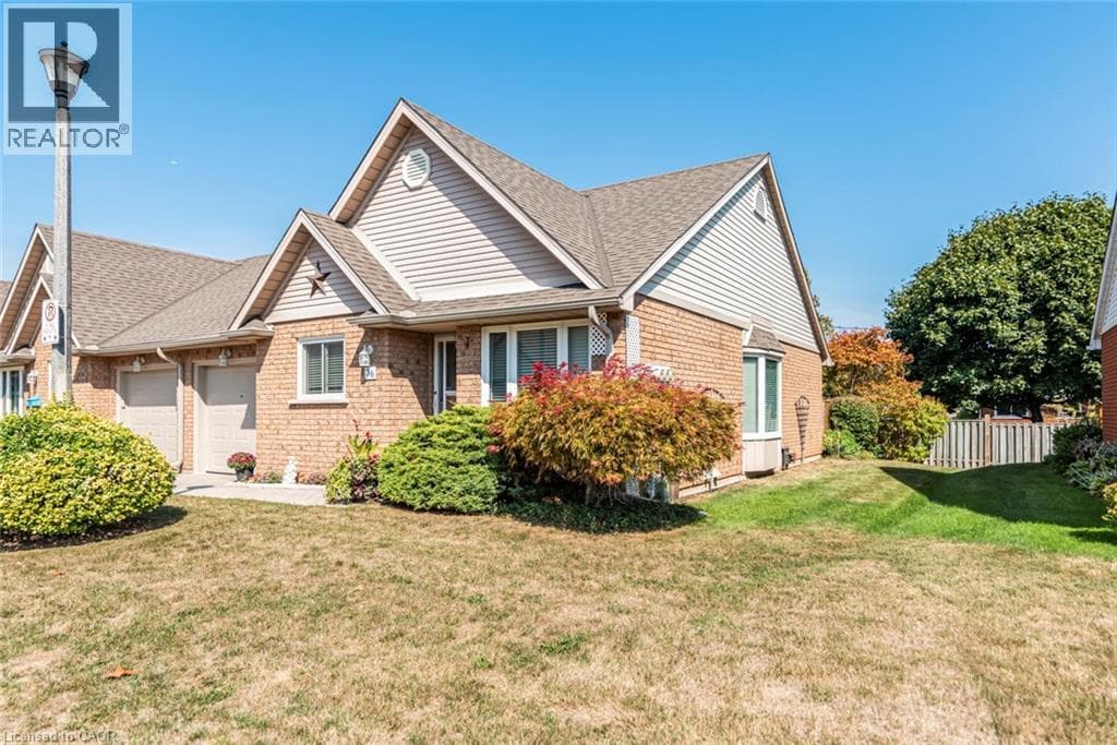 Single Family at 36- 10 WENTWORTH Drive, Grimsby, Ontario - Photo 2 - RE/MAX Garden City Realty
