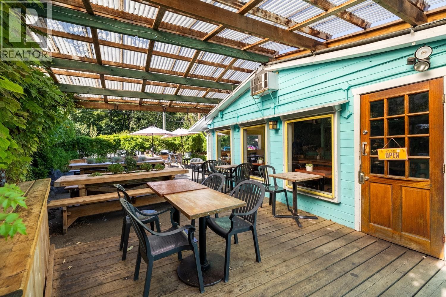 Business at 443 BOWEN ISLAND TRUNK Road, Bowen Island, British Columbia - Photo 8 - RE/MAX Garden City Realty