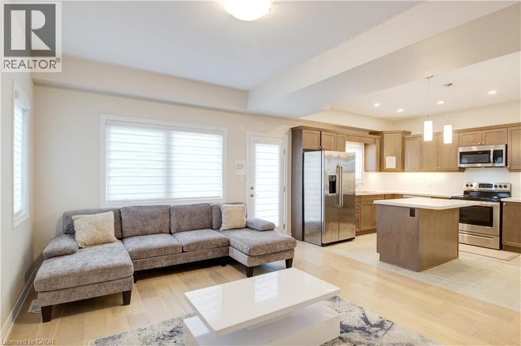 Single Family at 7387 SHERRILEE Crescent, Niagara Falls, Ontario - Photo 7 - RE/MAX Garden City Realty