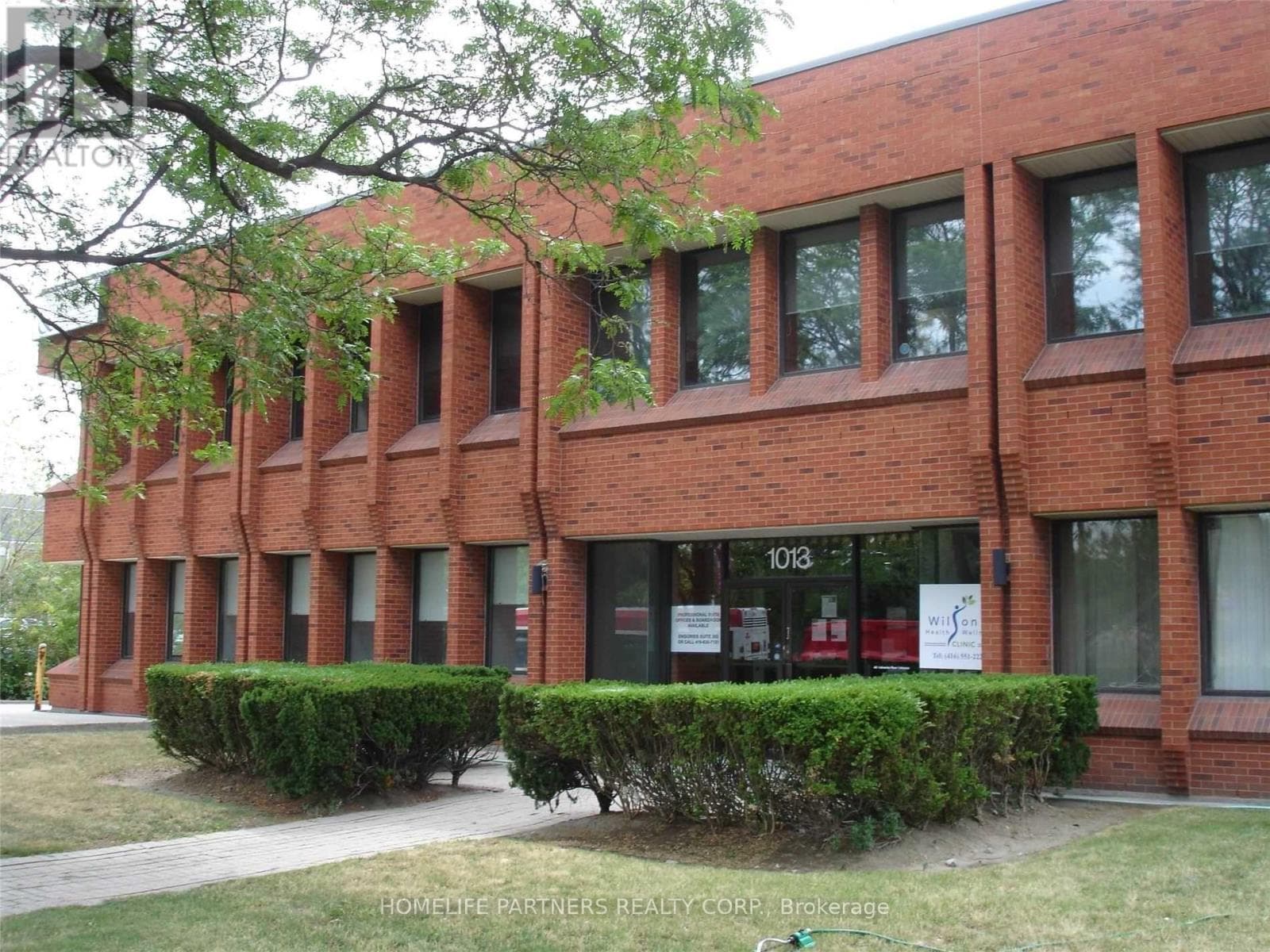 102- 1013 Wilson Avenue
