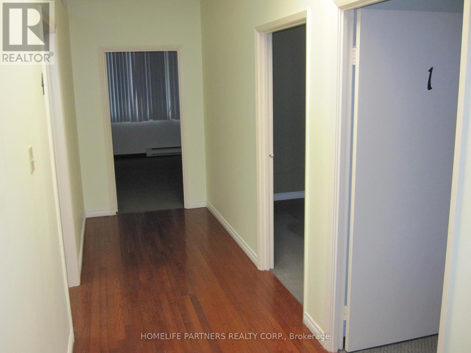 Office at 102- 1013 Wilson Avenue, Toronto (Downsview-Roding-CFB), Ontario - Photo 4 - RE/MAX Garden City Realty